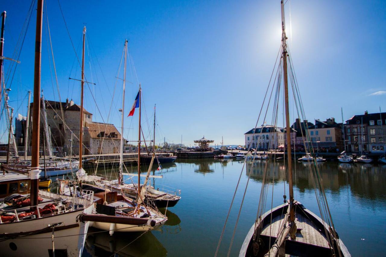 Апартаменты Honfleur Location Экстерьер фото
